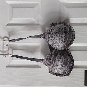 Maidenform Push-up bra. Size: 36C